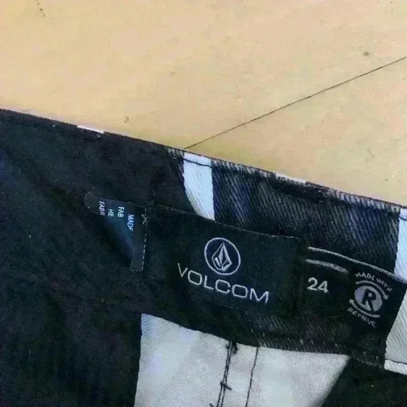 Volcom striped crop ankle pants, 24. G - Picture 10 of 14